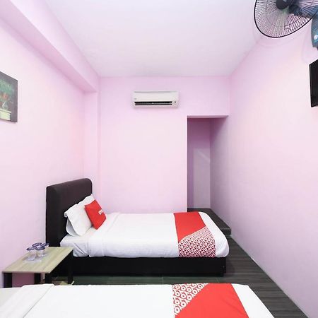 סקודאי Oyo 1125 Ir Inn Hotel מראה חיצוני תמונה