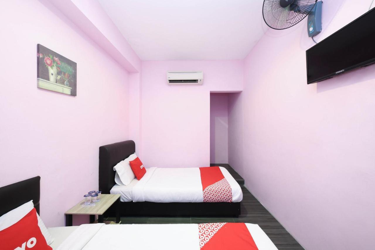 סקודאי Oyo 1125 Ir Inn Hotel מראה חיצוני תמונה