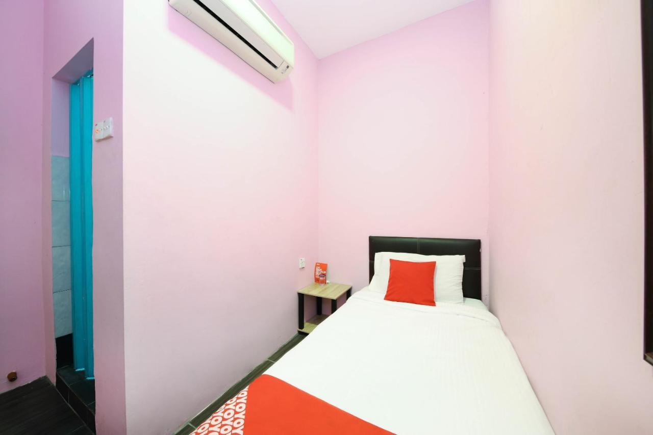 סקודאי Oyo 1125 Ir Inn Hotel מראה חיצוני תמונה