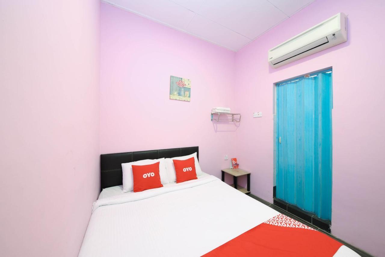 סקודאי Oyo 1125 Ir Inn Hotel מראה חיצוני תמונה