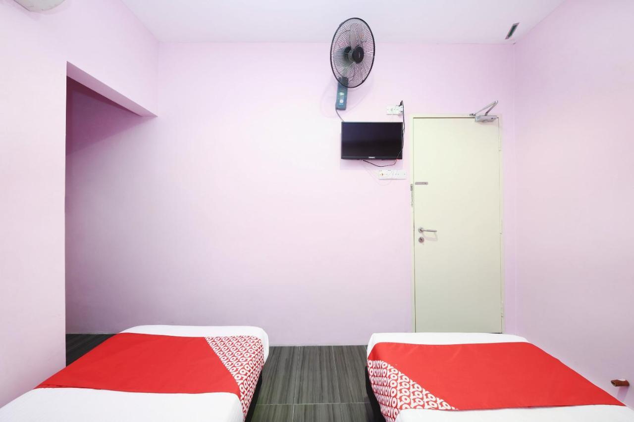 סקודאי Oyo 1125 Ir Inn Hotel מראה חיצוני תמונה