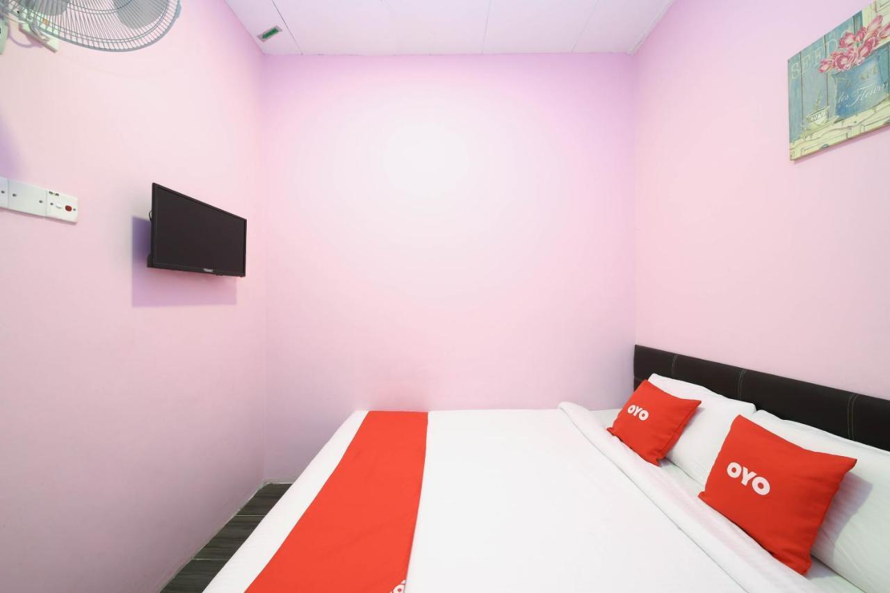סקודאי Oyo 1125 Ir Inn Hotel מראה חיצוני תמונה