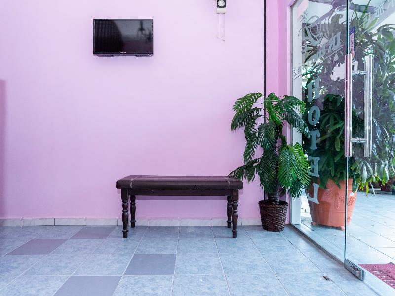 סקודאי Oyo 1125 Ir Inn Hotel מראה חיצוני תמונה
