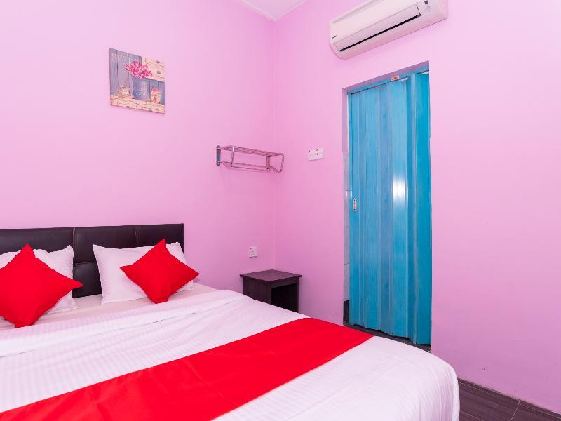 סקודאי Oyo 1125 Ir Inn Hotel מראה חיצוני תמונה